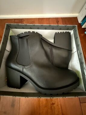 Salt and Stone Black Chunky Heel Chelsea Ankle Boots